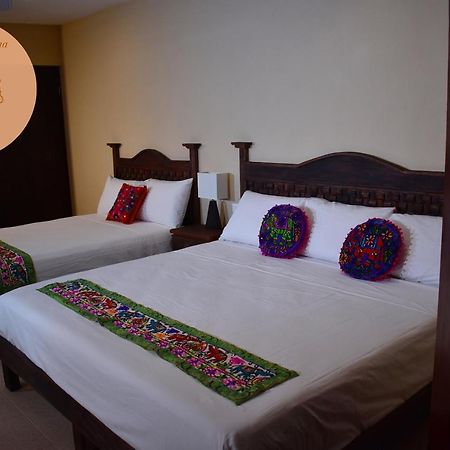 Hotel Peregrina วัลลาโดลิด ภายนอก รูปภาพ