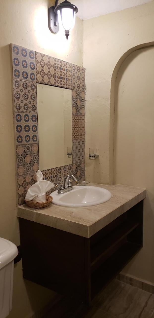 Hotel Peregrina วัลลาโดลิด ภายนอก รูปภาพ