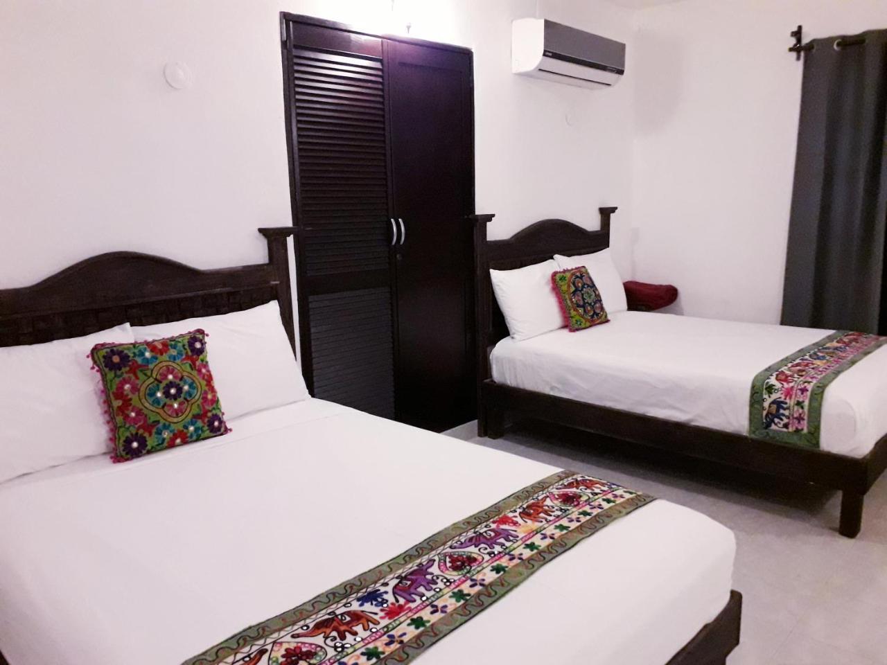 Hotel Peregrina วัลลาโดลิด ภายนอก รูปภาพ