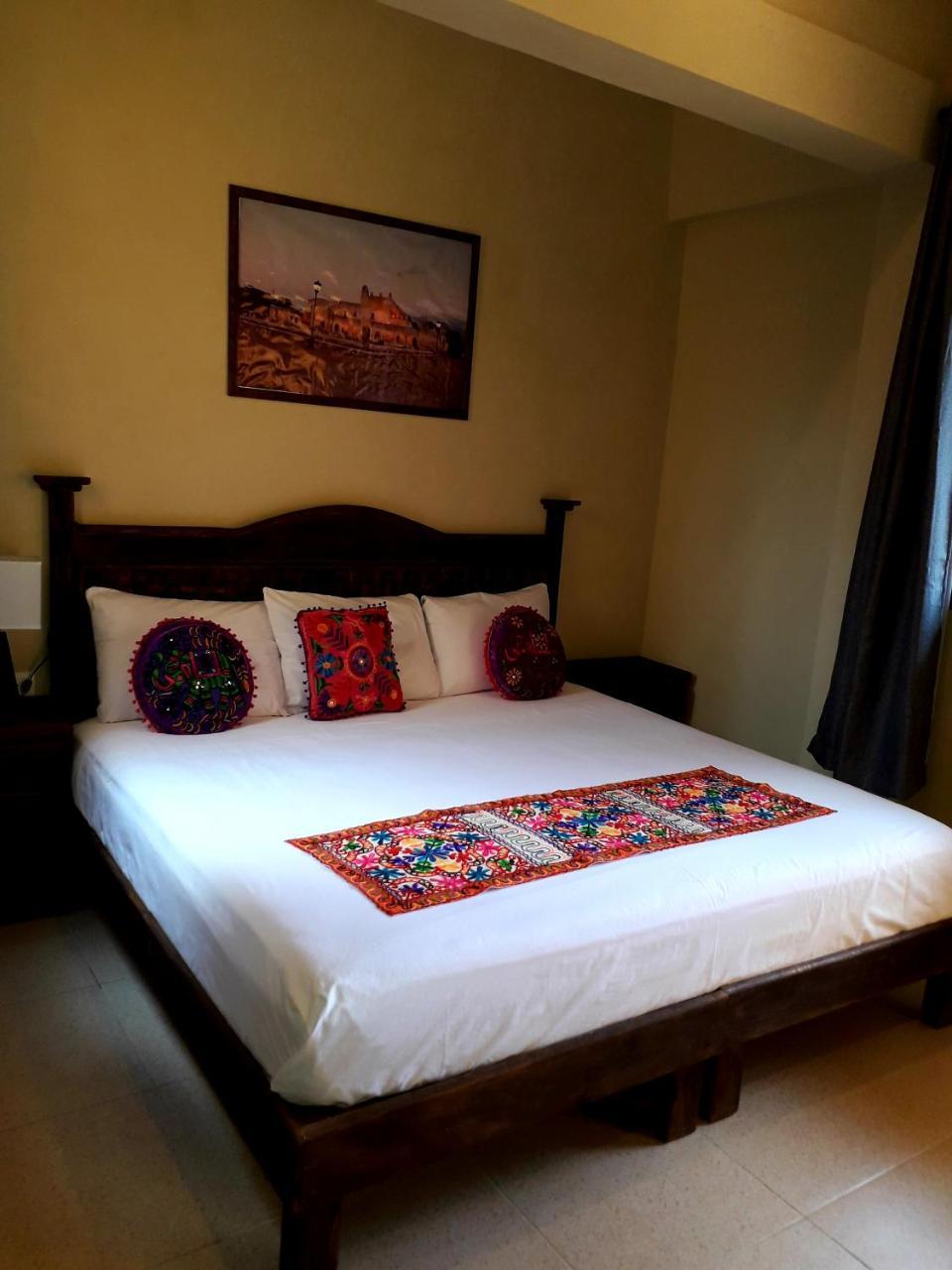 Hotel Peregrina วัลลาโดลิด ภายนอก รูปภาพ