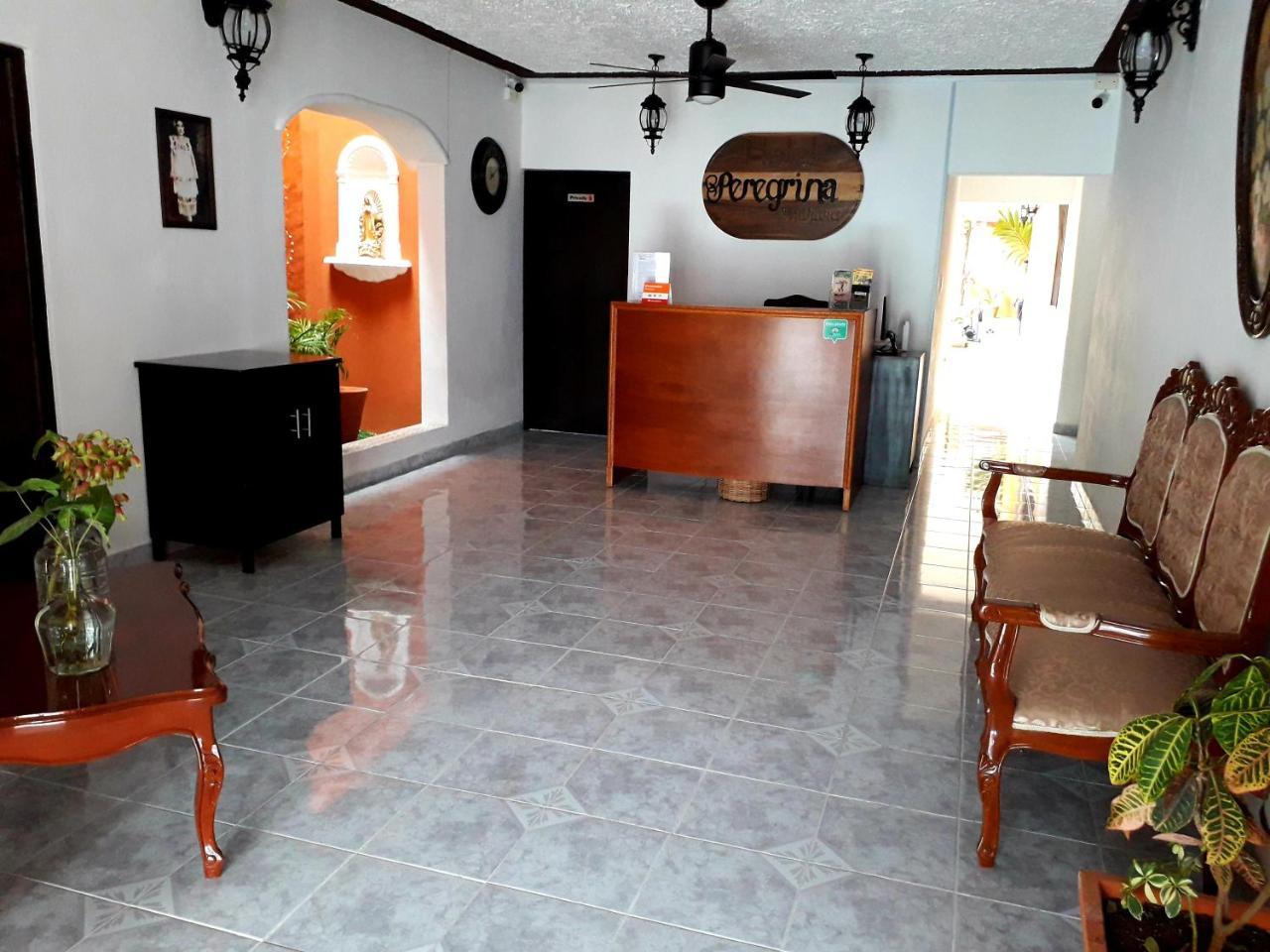 Hotel Peregrina วัลลาโดลิด ภายนอก รูปภาพ